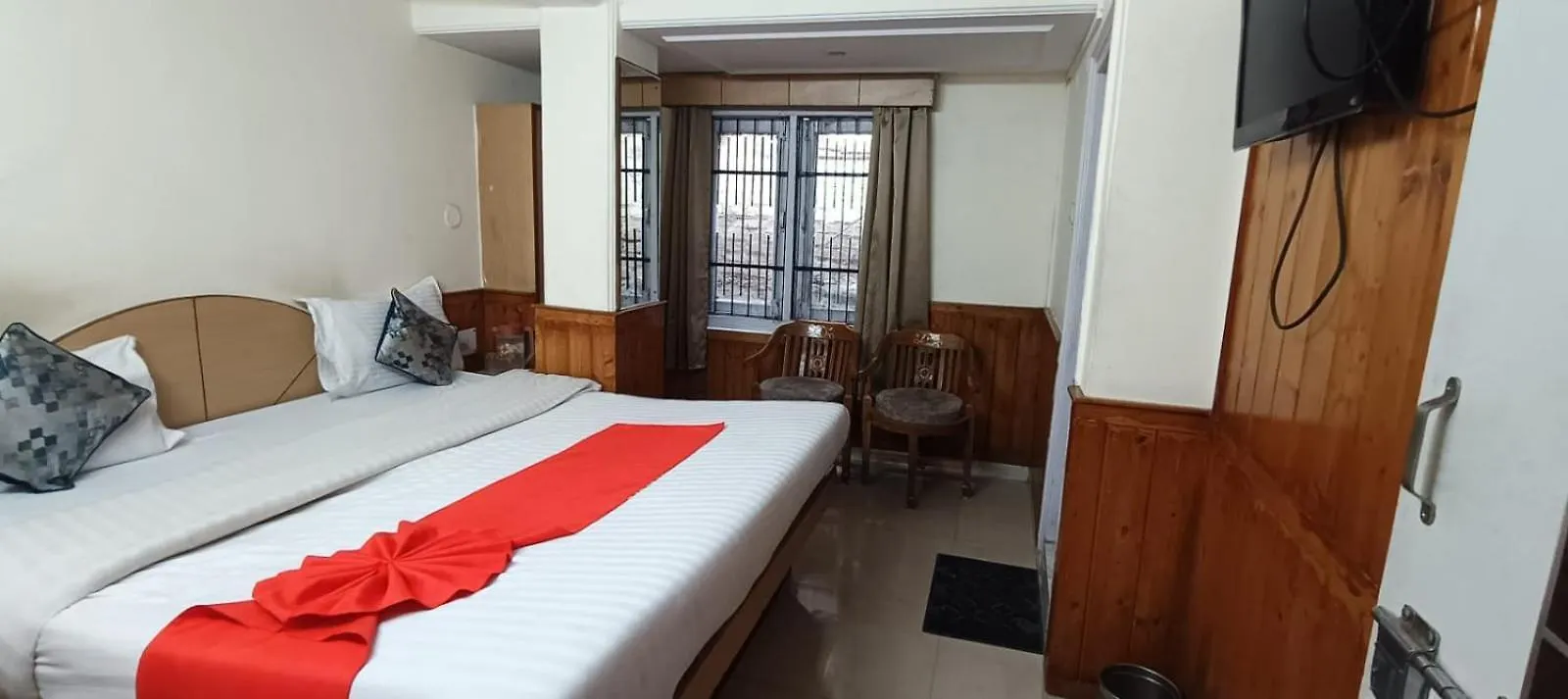 ***  Hotel Royal Apsara Shimla India