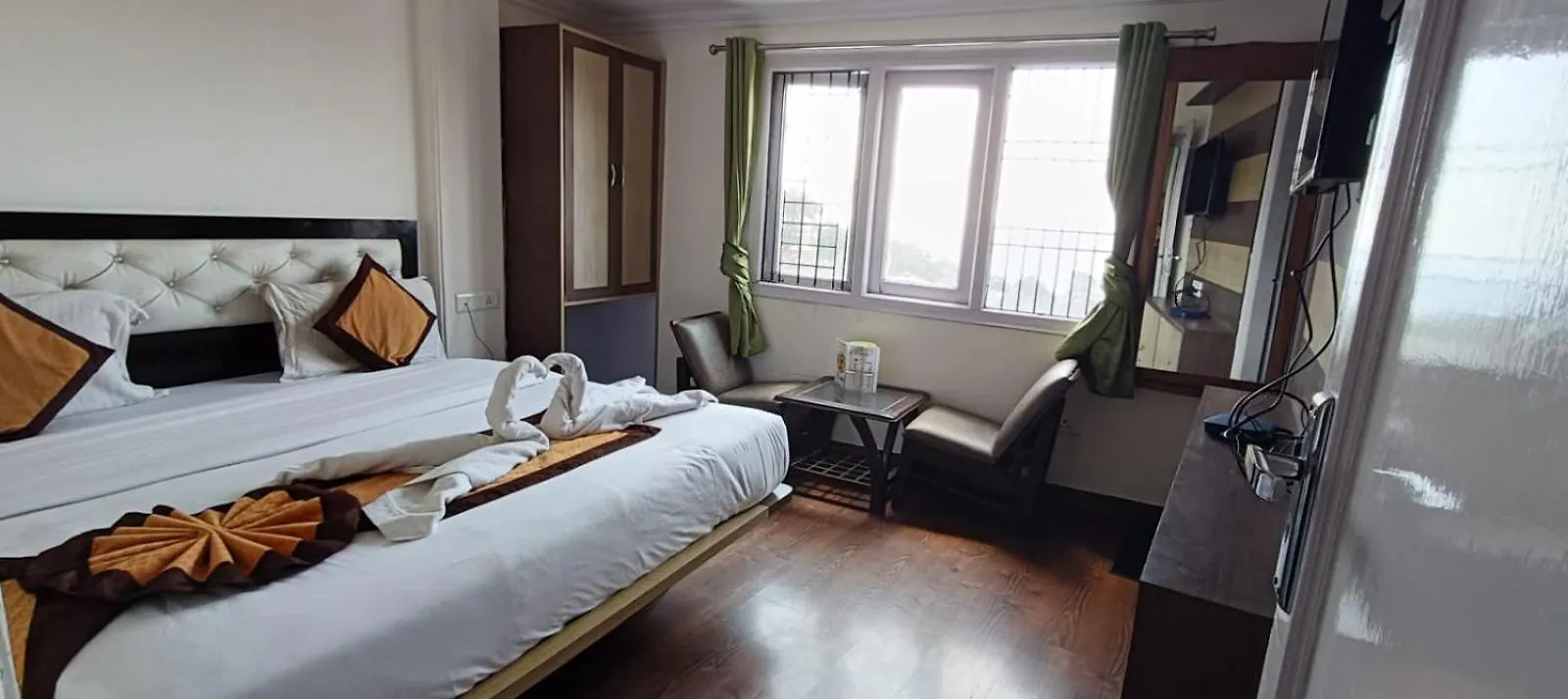 Hotel Royal Apsara Shimla